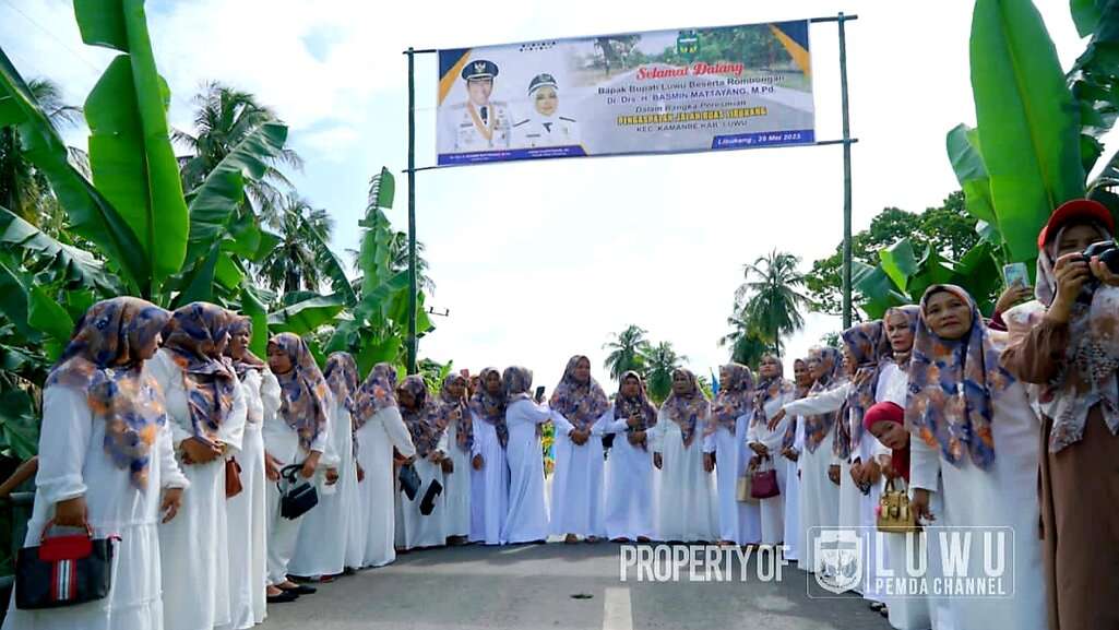 Resmikan Pemanfaatan Jalan Ruas Cilallang-Sumabu, Bupati Luwu: Semoga Pendapatan Masyarakat Meningkat