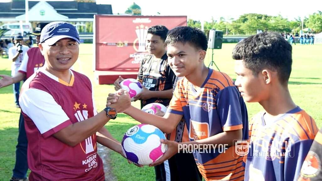 Bupati Luwu Apresiasi Pelaksanaan Turnamen Sepakbola Kapolres Luwu Cup III, Berdampak Terhadap Atlet dan PEN