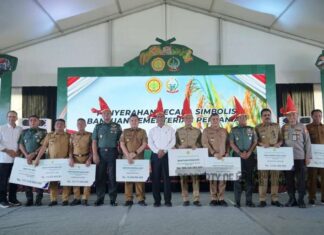 Pemkab Luwu Terima Bantuan Bencana dari Mentan RI